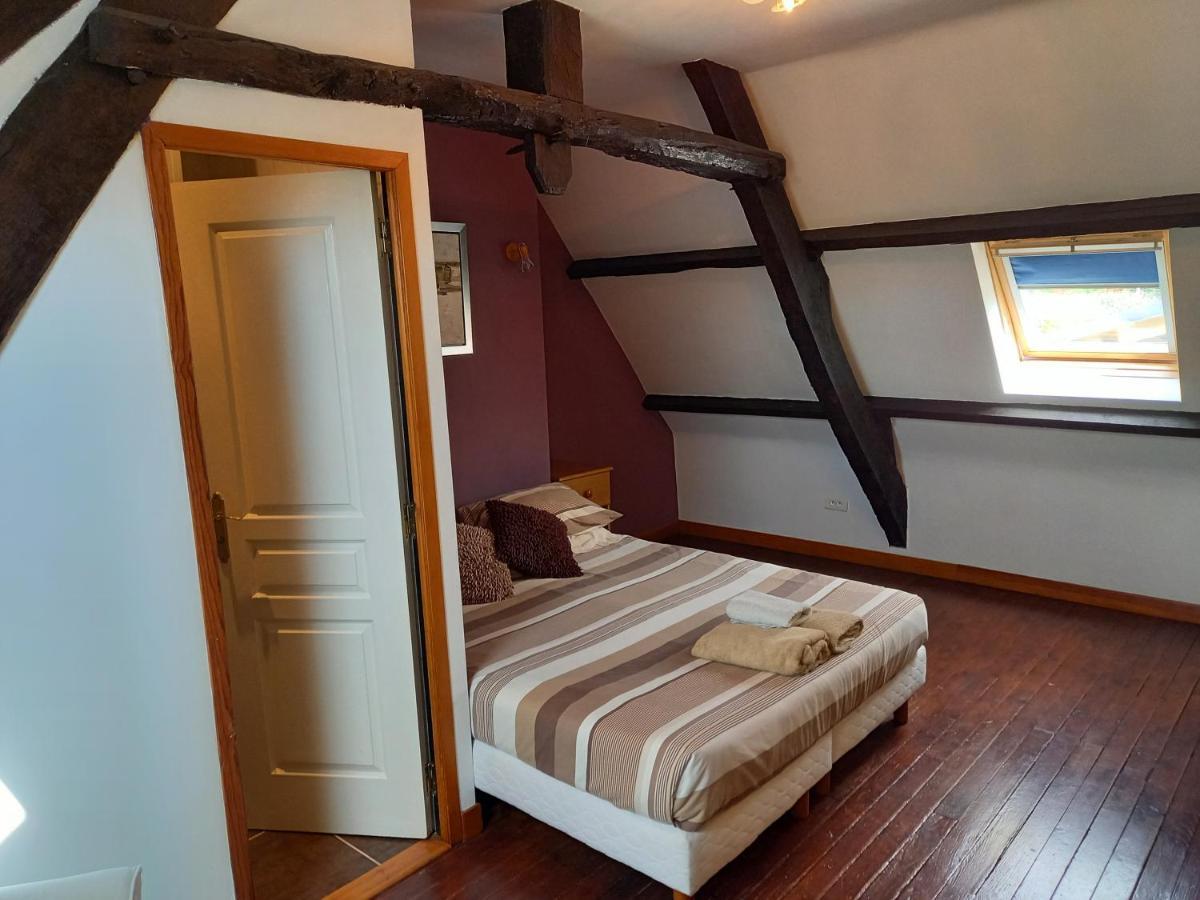 La Gasteboisiere With Swimming Pool And Games Room Le Mesnil-Adelee Exterior foto