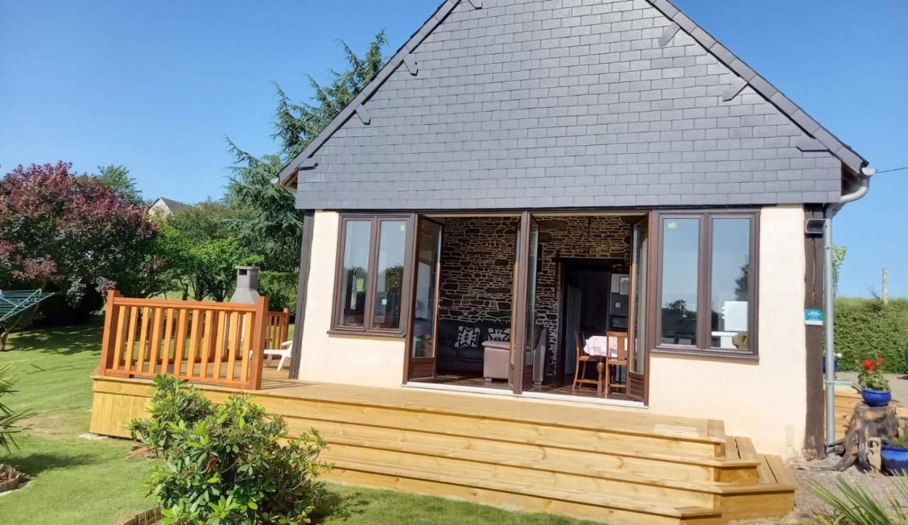 La Gasteboisiere With Swimming Pool And Games Room Le Mesnil-Adelee Exterior foto