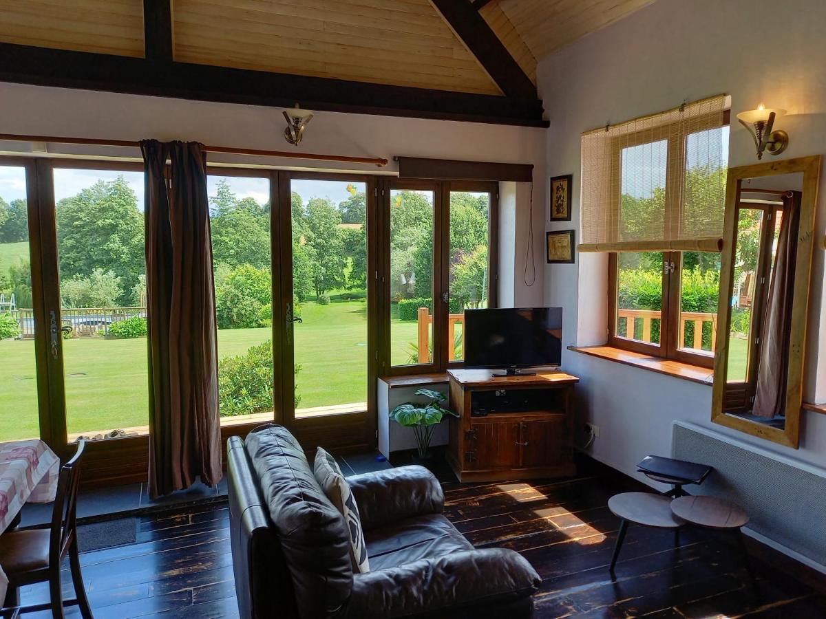 La Gasteboisiere With Swimming Pool And Games Room Le Mesnil-Adelee Exterior foto