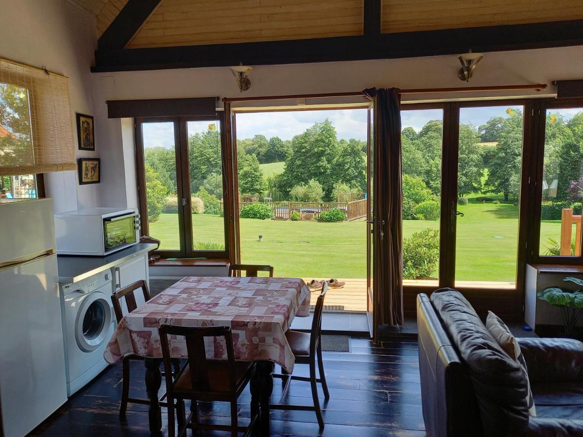 La Gasteboisiere With Swimming Pool And Games Room Le Mesnil-Adelee Exterior foto