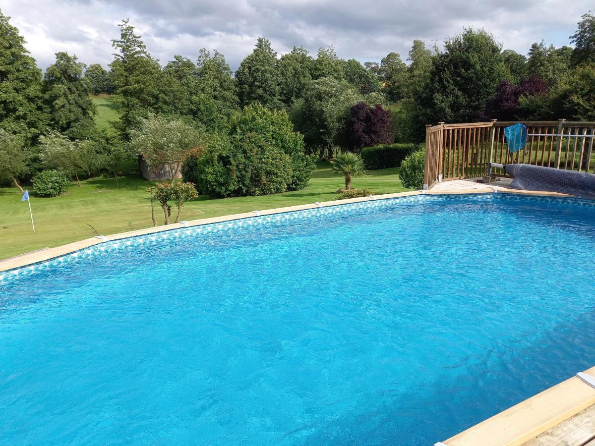La Gasteboisiere With Swimming Pool And Games Room Le Mesnil-Adelee Exterior foto