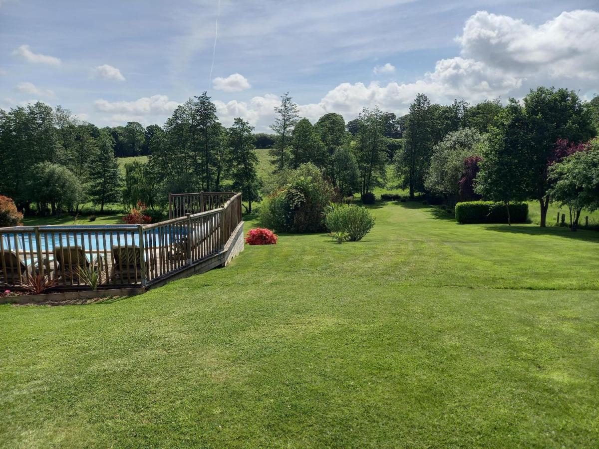 La Gasteboisiere With Swimming Pool And Games Room Le Mesnil-Adelee Exterior foto