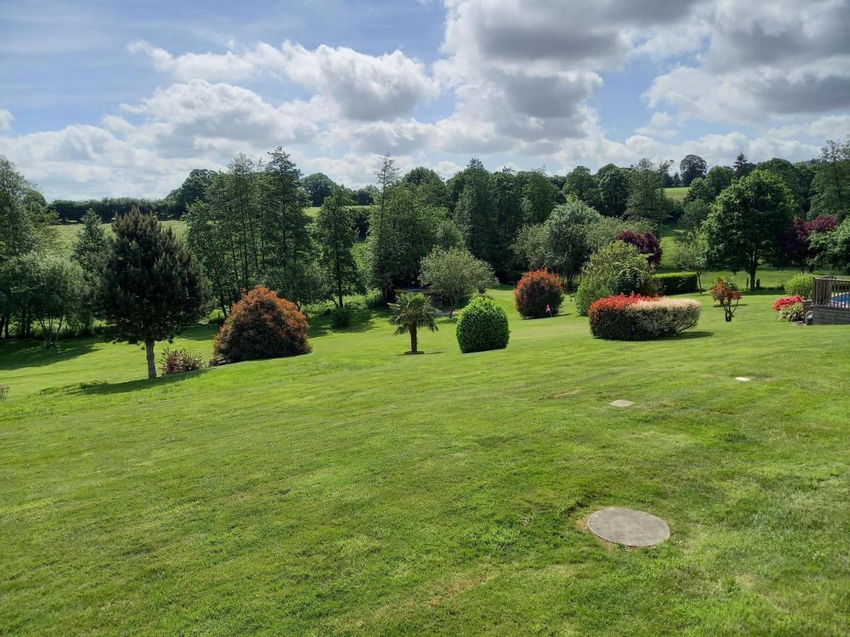 La Gasteboisiere With Swimming Pool And Games Room Le Mesnil-Adelee Exterior foto